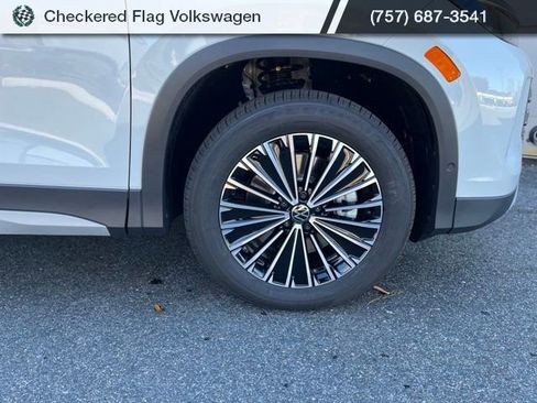 New 2026 Volkswagen Tiguan S image 3