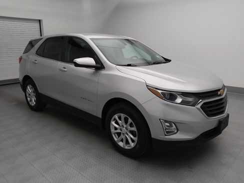 Used 2018 Chevrolet Equinox LT FWD image 11