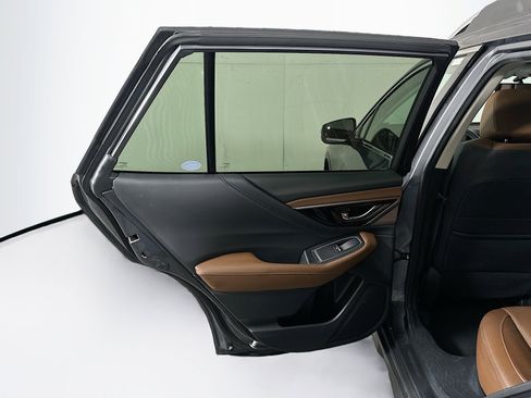 Used 2020 Subaru Outback Touring image 28