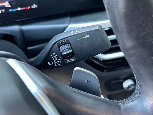 Used 2023 BMW 330i Sedan w/ Driving Assistance Package image 37