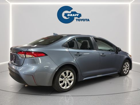 Used 2024 Toyota Corolla LE FWD image 6
