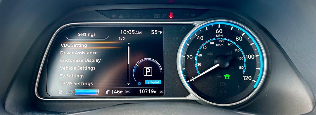 Used 2025 Nissan Leaf S FWD image 19