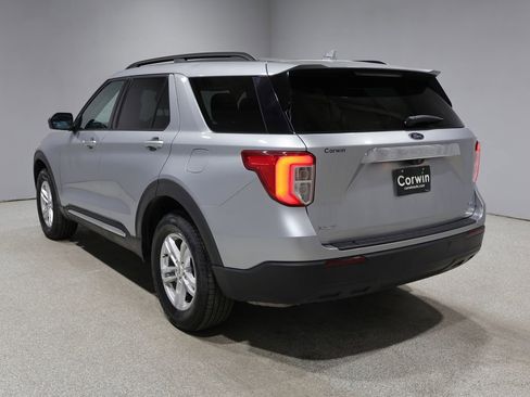 Used 2020 Ford Explorer XLT AWD/4WD image 6