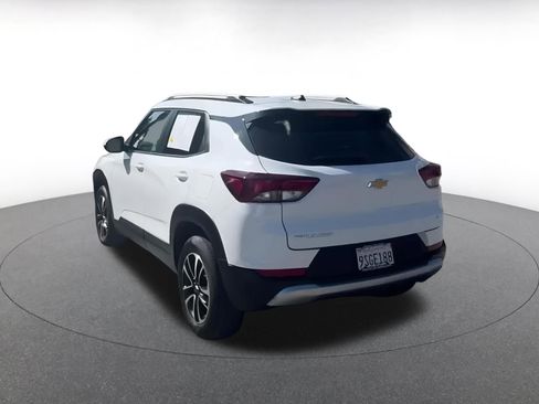 Used 2025 Chevrolet TrailBlazer LT image 12