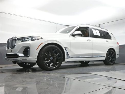 Used 2021 BMW X7 xDrive40i image 36