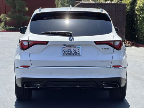 Used 2024 Acura MDX SH-AWD w/ Technology Package image 6