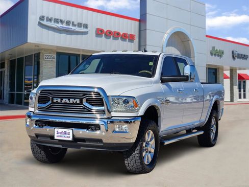 Used 2018 RAM 3500 Laramie Longhorn image 2