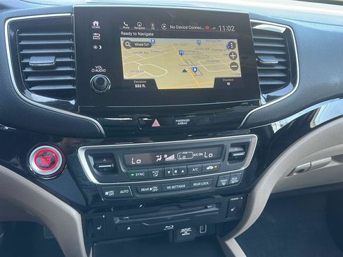 Used 2021 Honda Pilot Touring image 30
