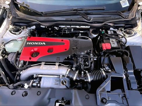 Used 2019 Honda Civic Type R image 12