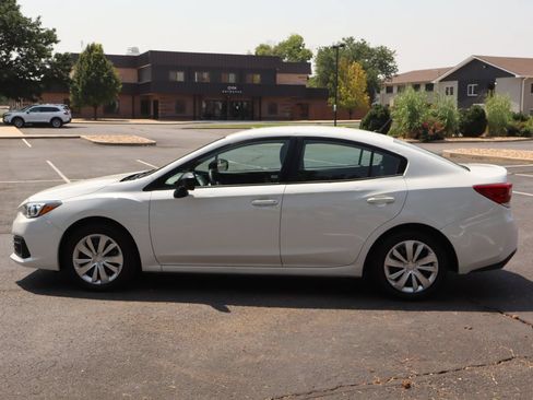 Used 2022 Subaru Impreza 2.0i AWD/4WD image 9
