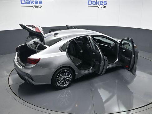 Certified 2024 Kia Forte GT-Line image 57