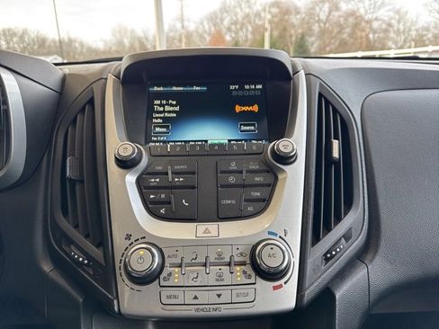 Used 2016 Chevrolet Equinox LT w/ Convenience Package image 17