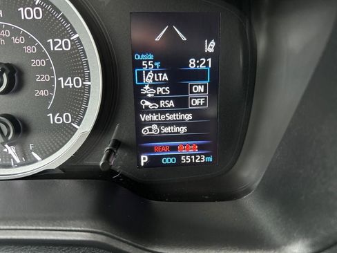 Used 2022 Toyota Corolla LE image 19