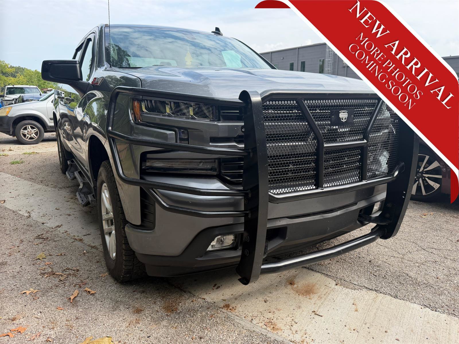 Used 2022 Chevrolet Silverado 1500 RST AWD/4WD image 2