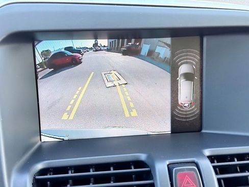 Used 2015 Volvo XC60 T5 Platinum image 32