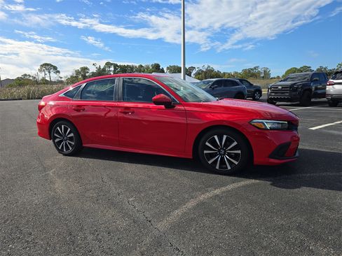 Used 2023 Honda Civic EX image 2