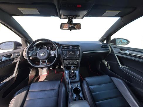 Used 2017 Volkswagen GTI SE FWD image 23