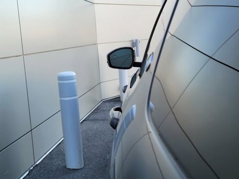 Used 2025 Land Rover Discovery Sport Dynamic SE image 43