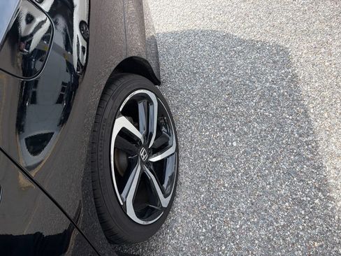 Used 2022 Honda Accord Sport image 7