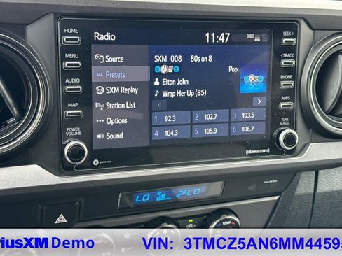 Used 2021 Toyota Tacoma TRD Off-Road w/ Technology Package image 27