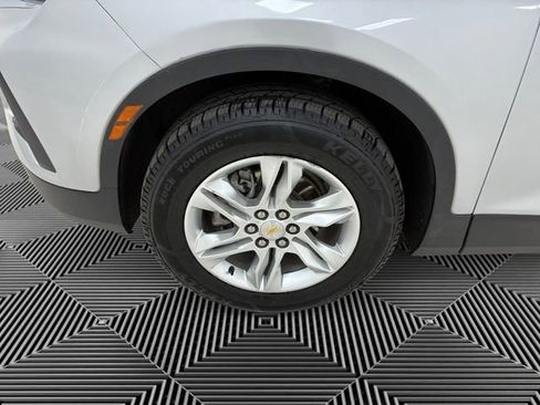 Certified 2021 Chevrolet Blazer LT AWD/4WD image 9