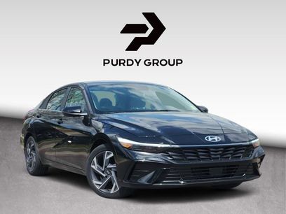 Used 2025 Hyundai Elantra Limited