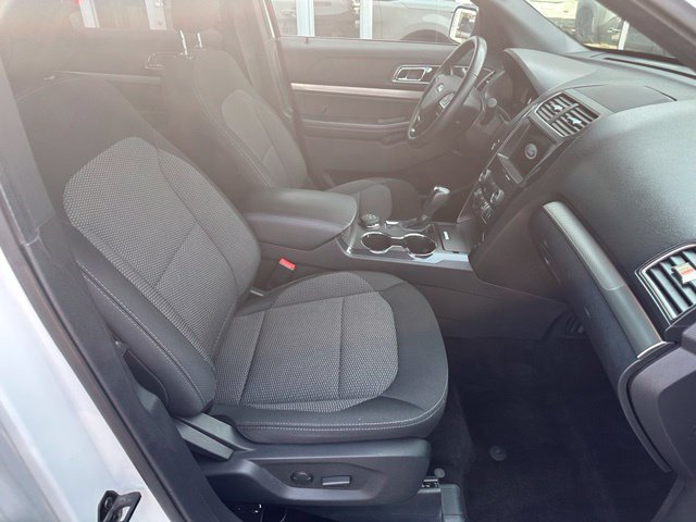 Used 2019 Ford Explorer XLT w/ Equipment Group 201A AWD/4WD image 12