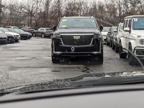 Used 2022 Jeep Grand Wagoneer Series III w/ Rear Seat Video Group 1 image 21