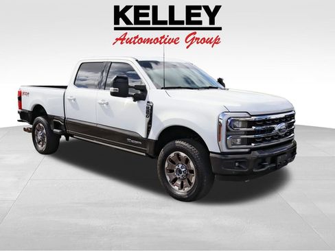 Used 2025 Ford F350 King Ranch w/ FX4 Off-Road Package image 1
