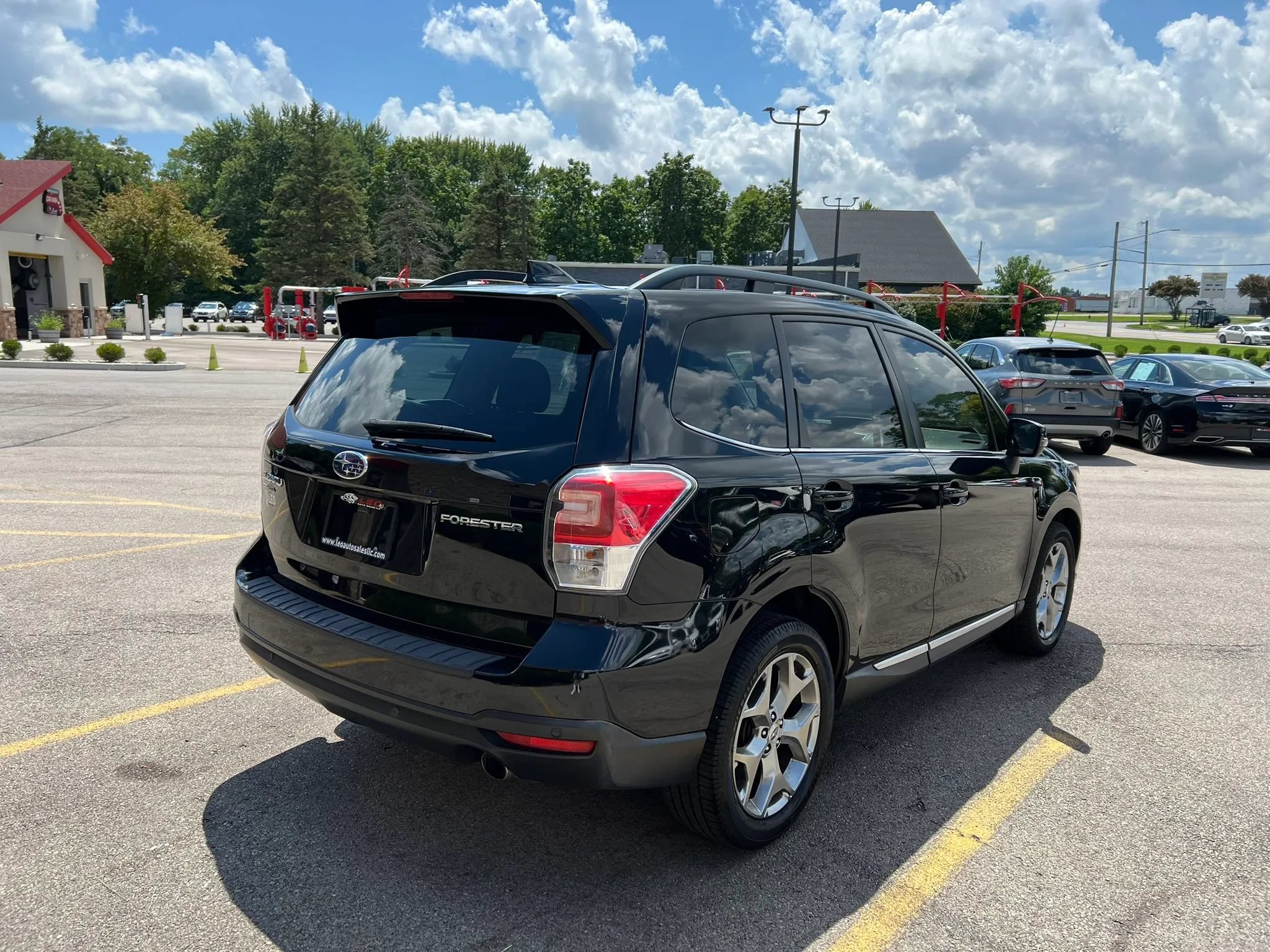 Used 2018 Subaru Forester 2.5i Touring w/ Popular Package #3B AWD/4WD image 5