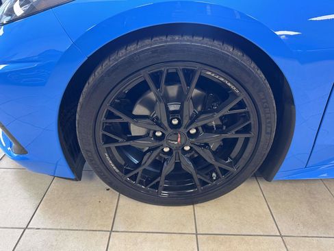 Used 2023 Chevrolet Corvette Stingray Premium Conv w/ 3LT image 13