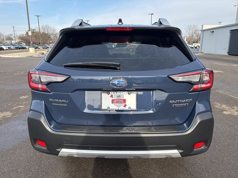 Certified 2025 Subaru Outback Touring image 4