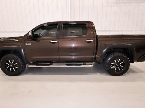 Used 2020 Toyota Tundra 1794 Edition AWD/4WD image 7