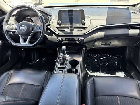 Used 2019 Nissan Altima 2.5 SR w/ SR Premium Package AWD/4WD image 13