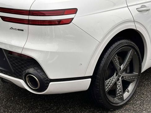 Used 2025 Genesis GV70 3.5T Sport w/ Sport Advanced Package image 13