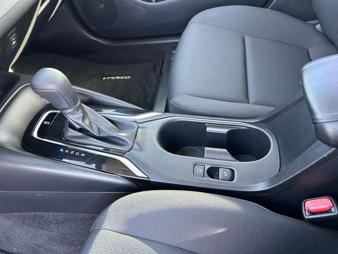 Used 2023 Toyota Corolla LE image 17