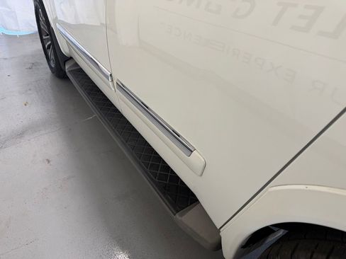 Used 2015 Nissan Armada SL RWD image 7