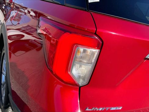 Used 2021 Ford Explorer Limited w/ Equipment Group 301A image 28