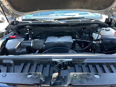 Used 2024 GMC Sierra 2500 AT4 w/ Technology Package AWD/4WD image 27
