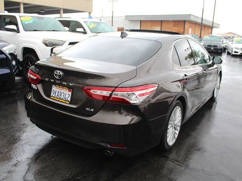 Used 2019 Toyota Camry XLE w/ Driver Assist Package image 7