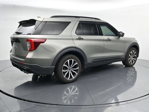 Used 2020 Ford Explorer ST w/ Premium Technology Package AWD/4WD image 8