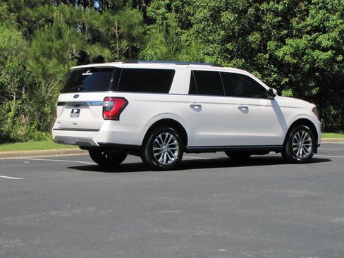 Used 2018 Ford Expedition Max Limited w/ Equipment Group 301A RWD image 6