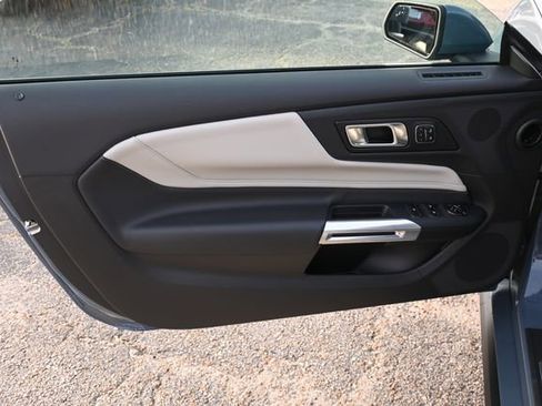 Used 2024 Ford Mustang GT Premium image 11