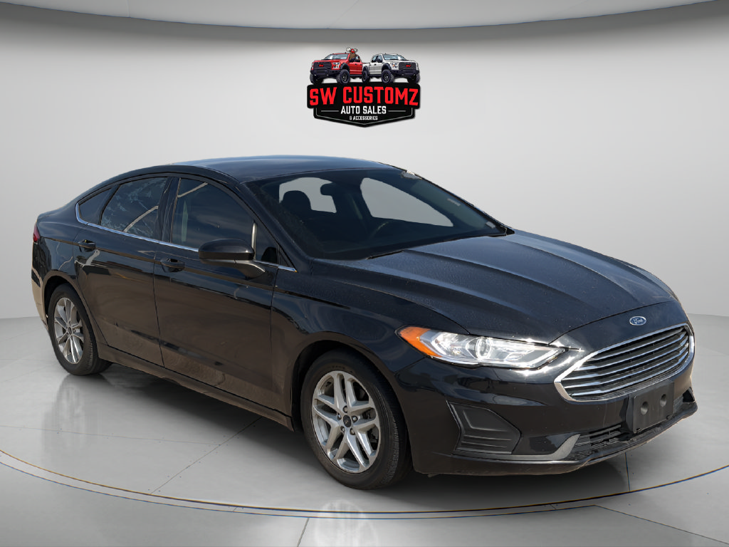 Used 2020 Ford Fusion SE FWD image 1
