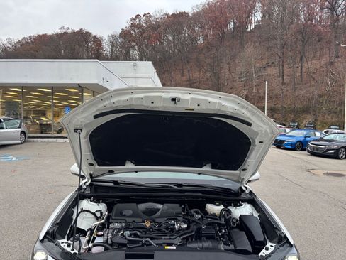 Used 2025 Toyota Camry LE image 31