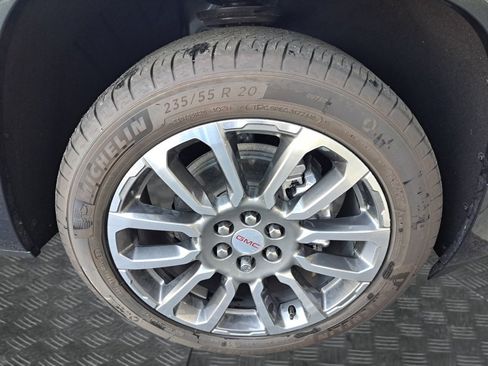 Used 2021 GMC Acadia Denali w/ Denali Ultimate Package AWD/4WD image 16