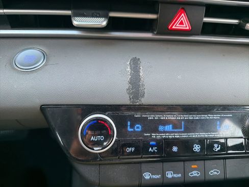 Used 2021 Hyundai Elantra SEL w/ Cargo Package image 6