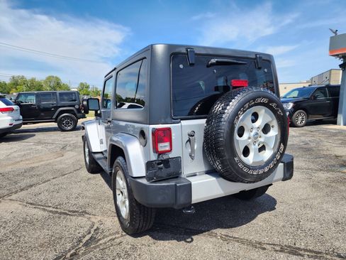 Used 2014 Jeep Wrangler Sahara AWD/4WD image 8