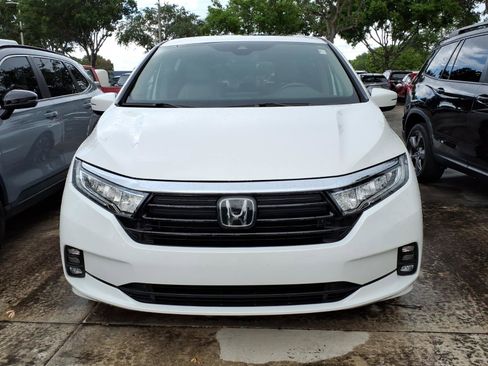 Used 2023 Honda Odyssey EX-L image 2