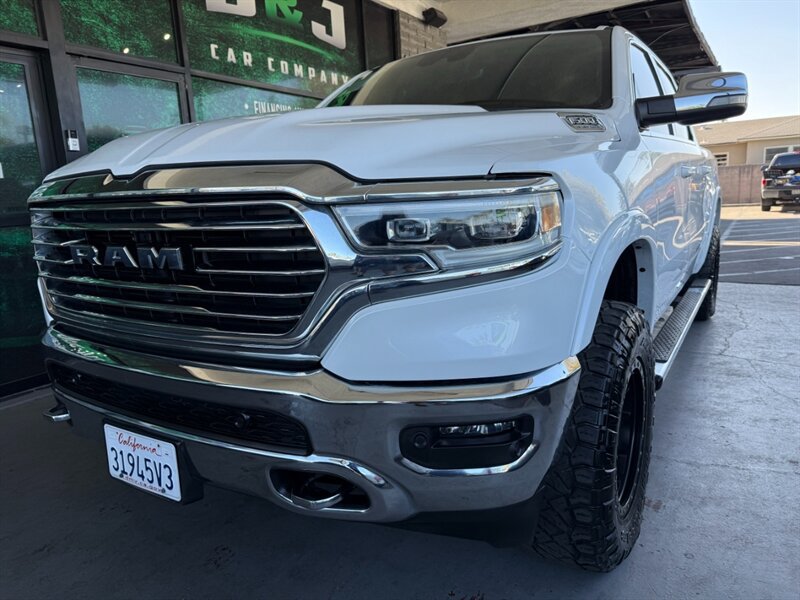 Used 2023 RAM 1500 Limited AWD/4WD image 3